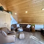 Bienek By Interhome
